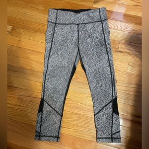 Lululemon Cropped